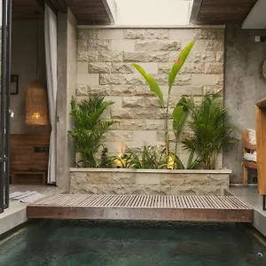  Villa Danu Bali